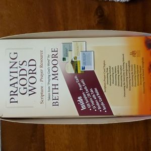 Beth Moore Praying God's Word